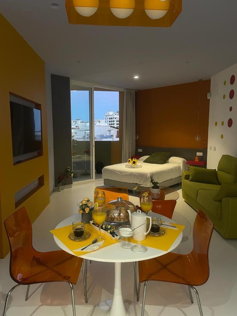 Lahola Glam Suites 托雷莫利诺斯 外观 照片