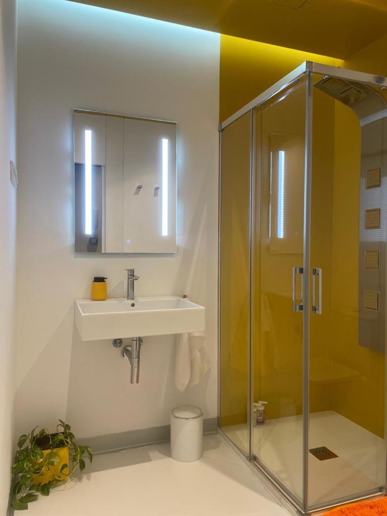 Lahola Glam Suites 托雷莫利诺斯 客房 照片
